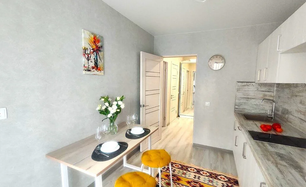 Квартира на сутки в Уфе у ТРК Ультра (Бакалинская 4) 11